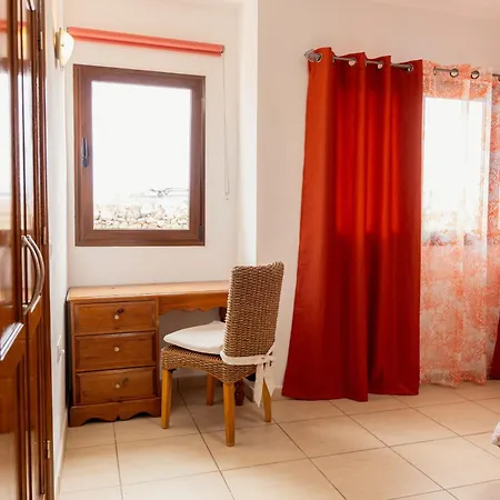 Villa Buena Vista With Heated Indoor Pool In El Roque La Oliva