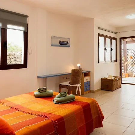 Buena Vista With Heated Indoor Pool In El Roque Villa