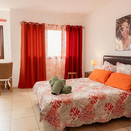 Villa Buena Vista With Heated Indoor Pool In El Roque