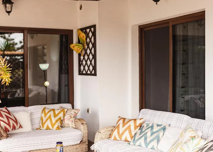 Villa Buena Vista With Heated Indoor Pool In El Roque La Oliva