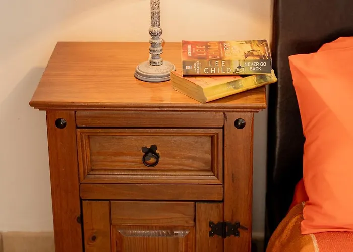 Buena Vista With Heated Indoor Pool In El Roque La Oliva