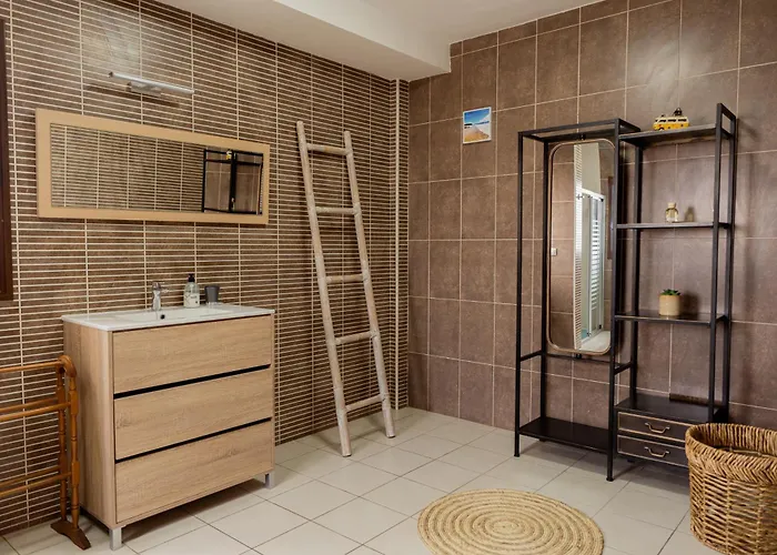 Buena Vista With Heated Indoor Pool In El Roque * La Oliva