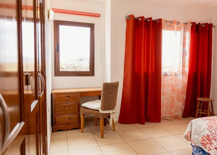 Villa Buena Vista With Heated Indoor Pool In El Roque La Oliva