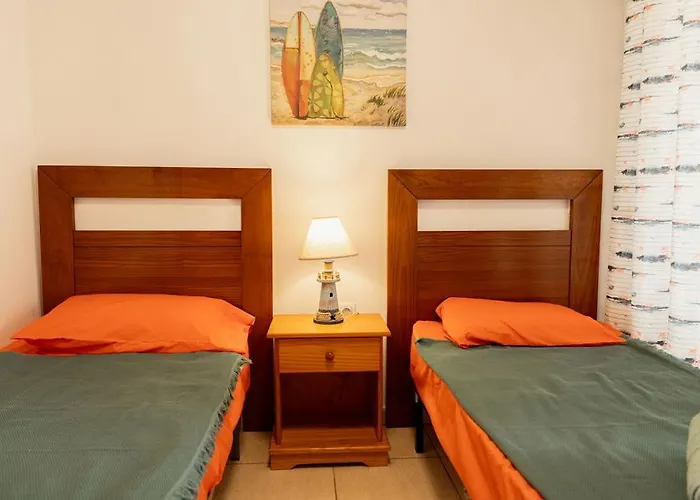 Buena Vista With Heated Indoor Pool In El Roque La Oliva