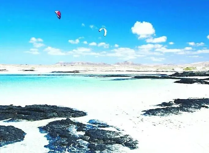 Buena Vista With Heated Indoor Pool In El Roque La Oliva